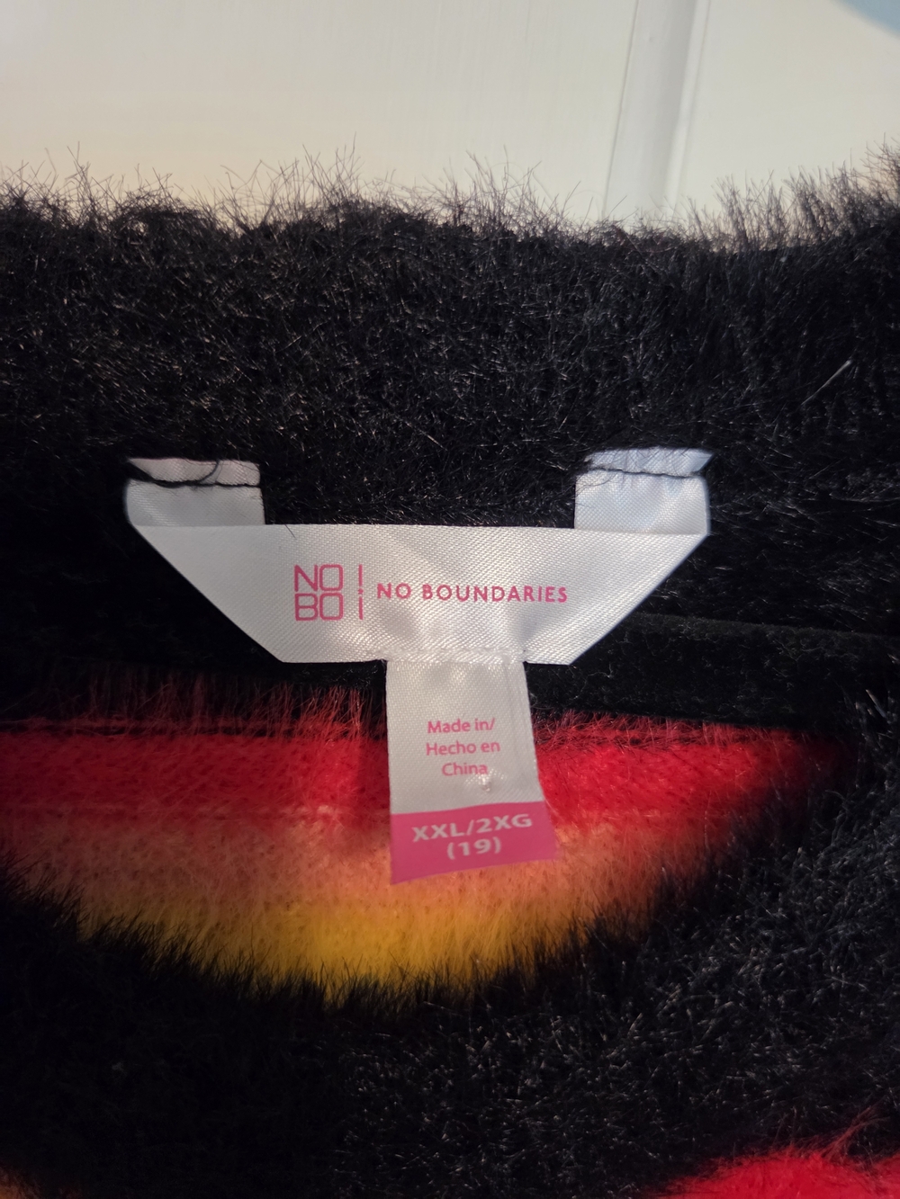 No Boundaries Black Fuzzy Short Sleeve Tee with Rainbow Stripes - Picture 4 of 7